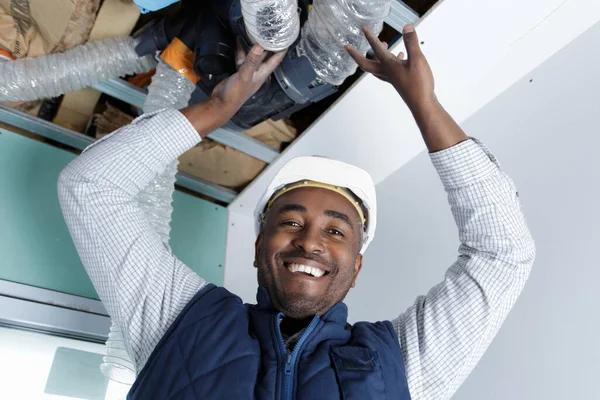 Signs You Need a Professional HVAC Contractor