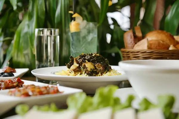 Ila’s Chicago Your Go-To Spot for Brunch & Dining