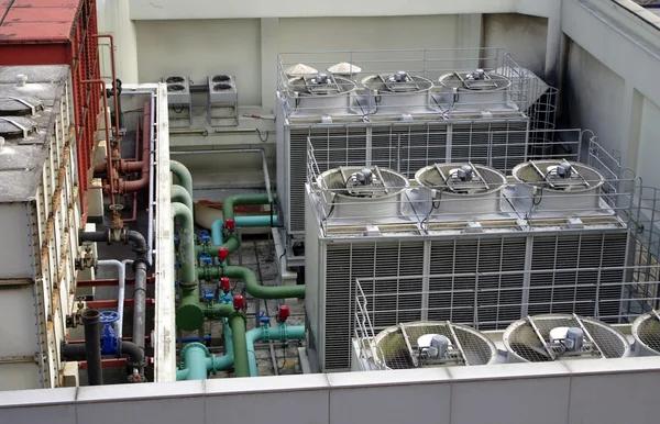 How Commercial Refrigeration Improves Food Storage Efficiency