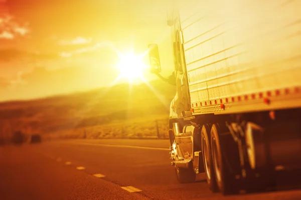 Complete Guide to Selecting a Toronto Freight Forwarder for Your Business