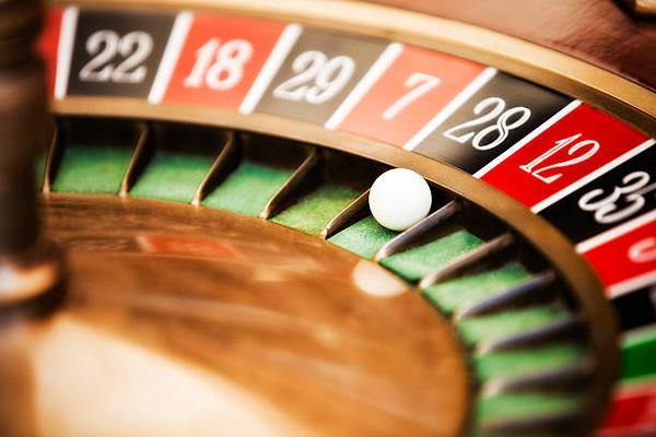 Dealer Interaction: What to Weigh When Researching Casino in Dubai